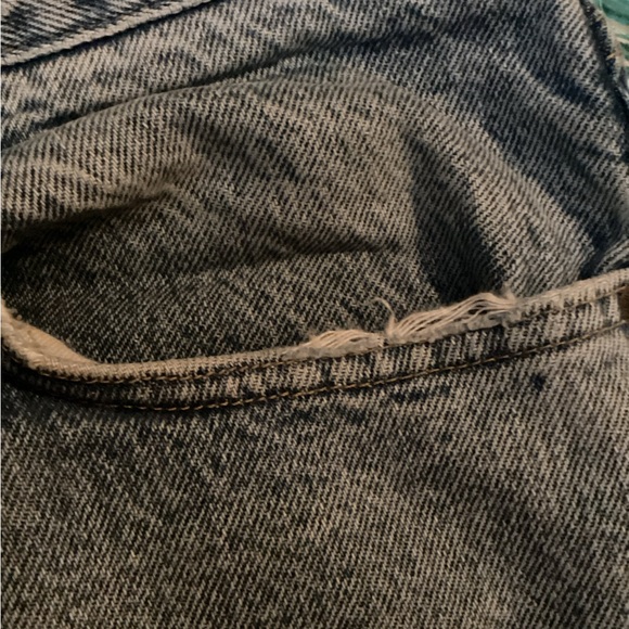 Men’s well worn Calvin Klein Light indigo Jeans. 36. X 30. - Picture 11 of 16